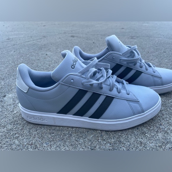 Adidas Men’s Grand Court 2.0 - size 11.5 - Picture 2 of 8